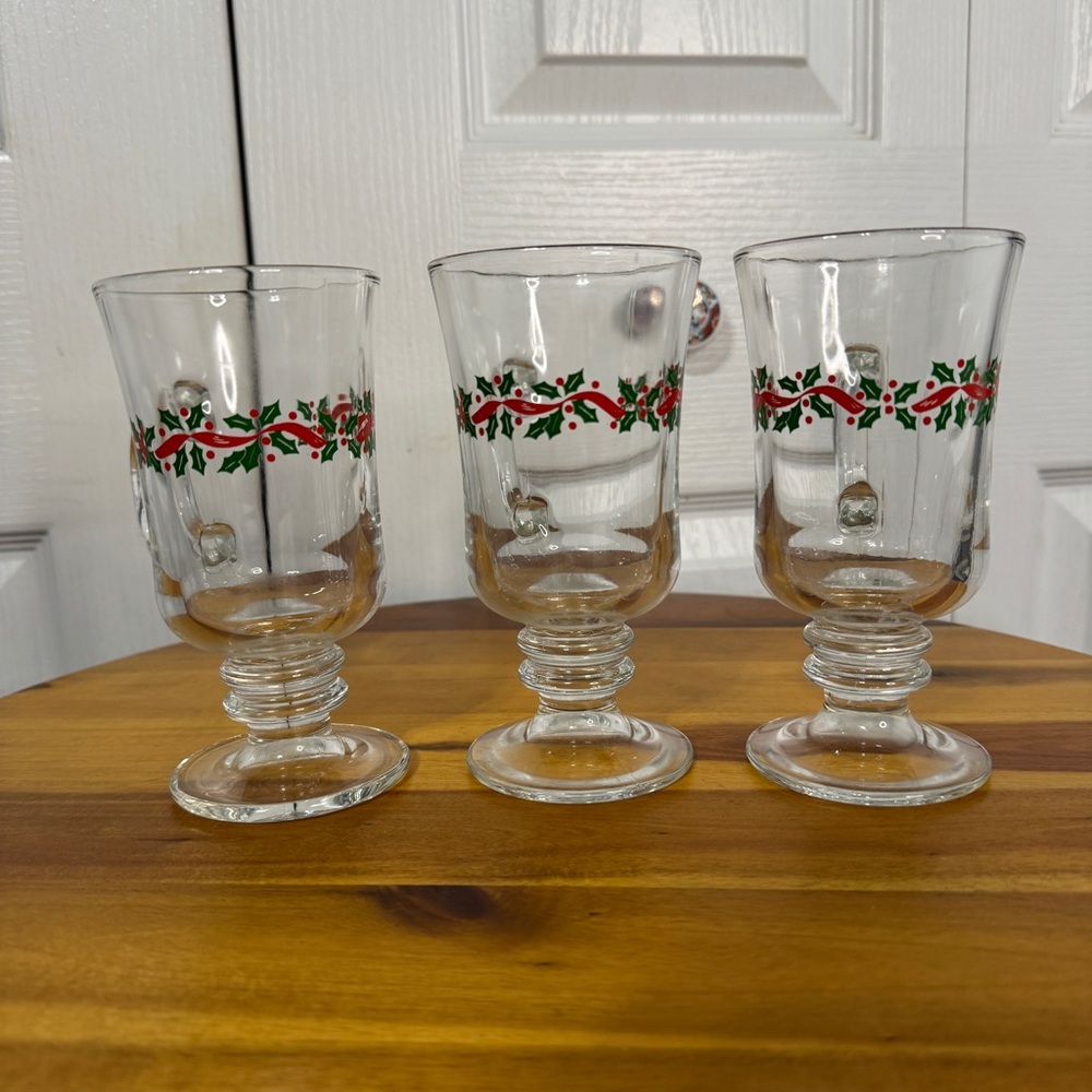 Libbey mistletoe holly berry mugs set of 3